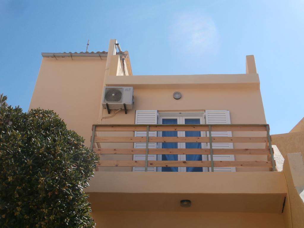 העיירה רתימנו Fouli Studios & Apartments מראה חיצוני תמונה